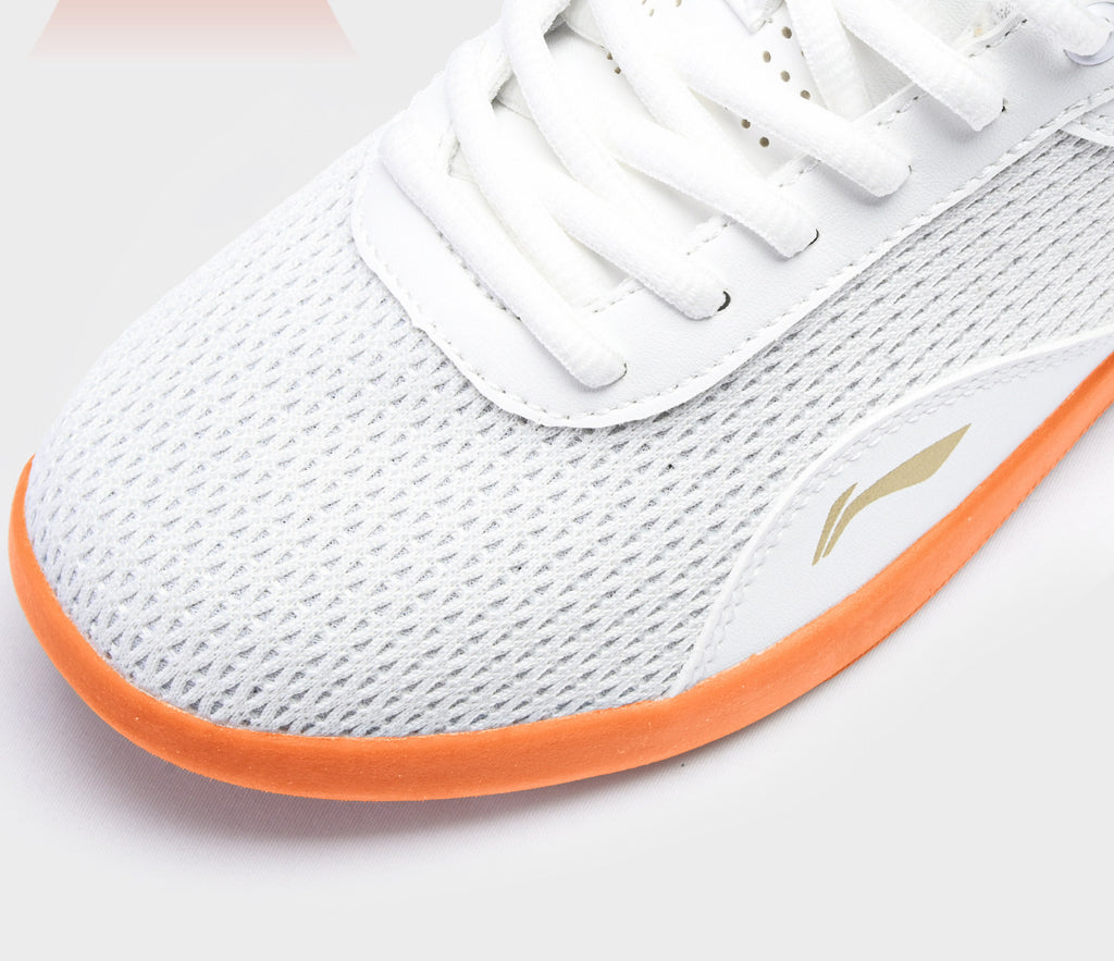 Li-Ning Tai Chi Shoes: Rooted in Stillness