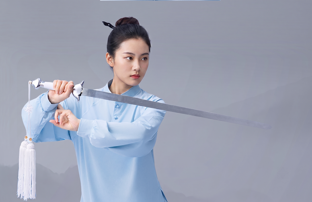 Li-Ning Tai Chi Suit: Sleeves that Catch the Wind